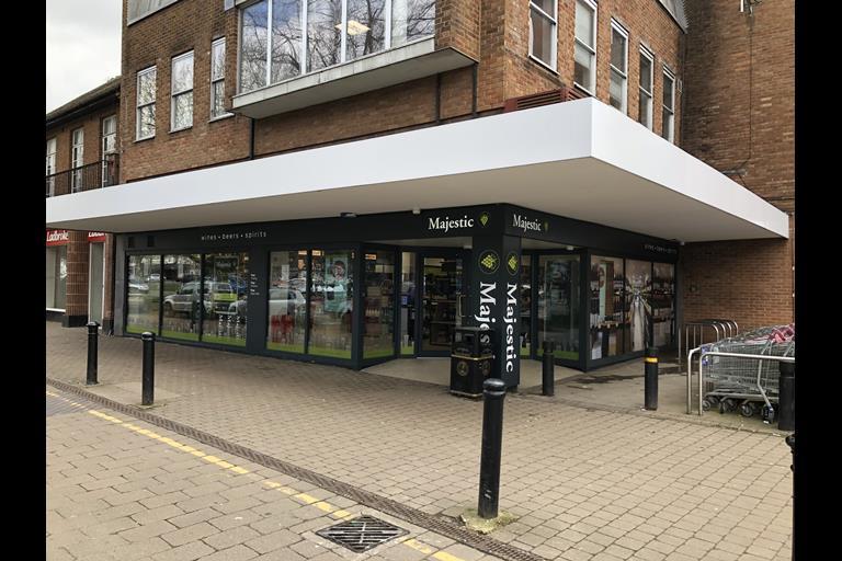 Store gallery Majestic Wine opens new smaller store concept in